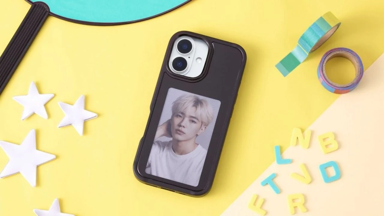 iPhone 16用電子ペーパーディスプレイ付きスマホケースの利用イメージ