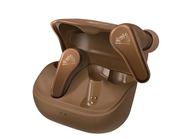 Victor HA-A110T ワイヤレスイヤホン ブロンズブラウン（ケースから出した状態）