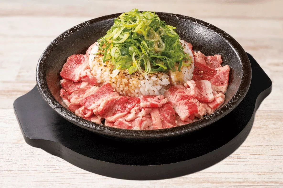 肉が1.5倍に増量されたねぎ塩カルビペッパーライス