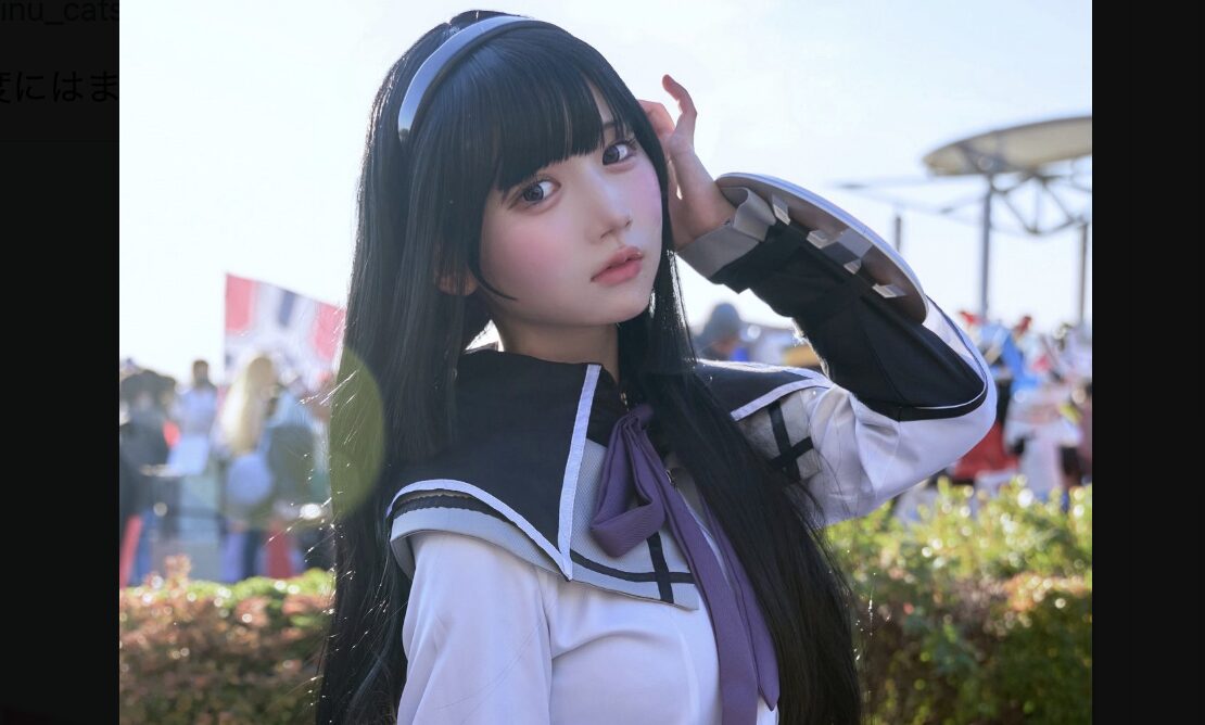 犬乃かりんのほむらコスが話題