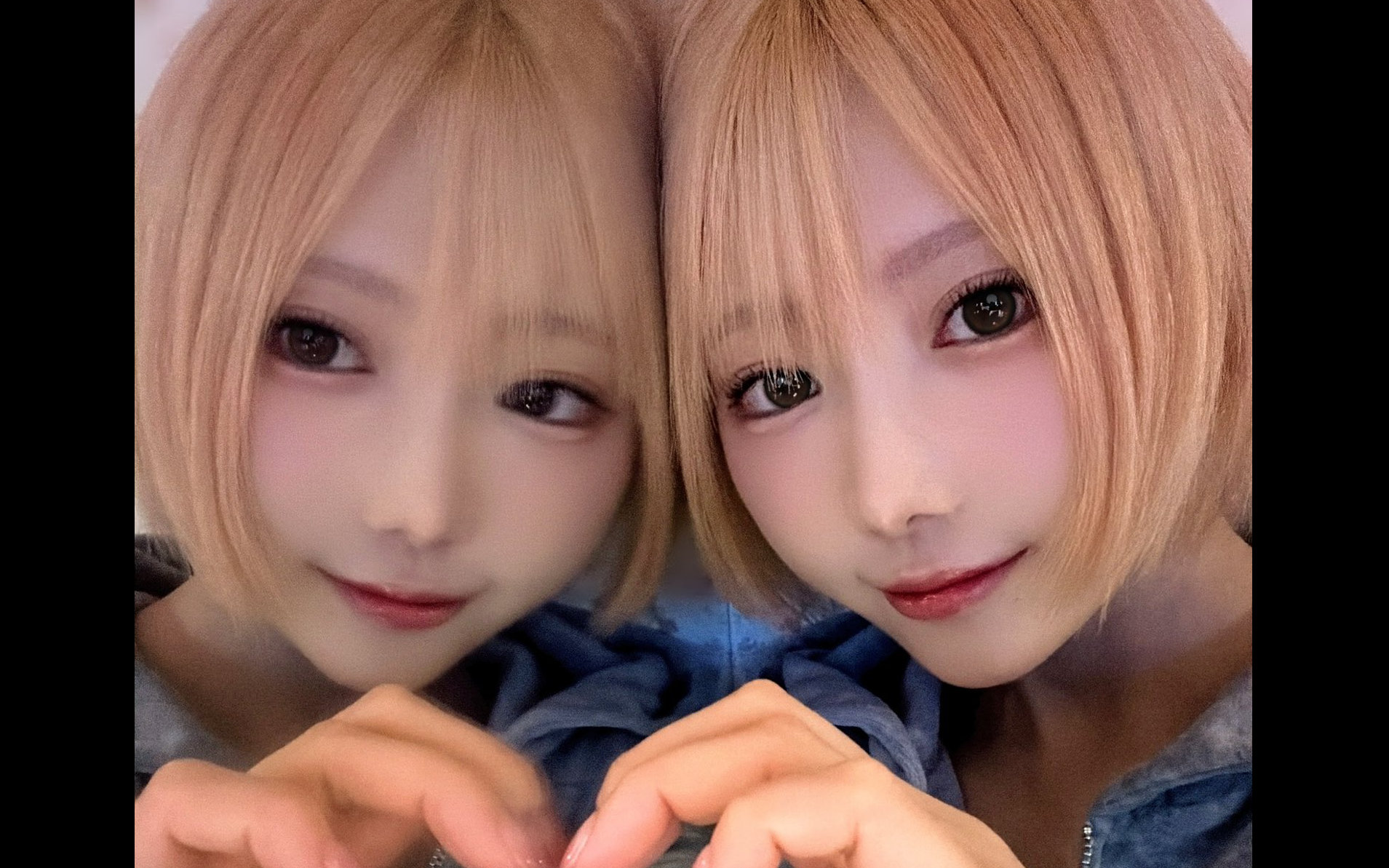 鏡像の可愛さ！ 篠崎こころ、金髪ショートボブの自撮り写真で「金髪