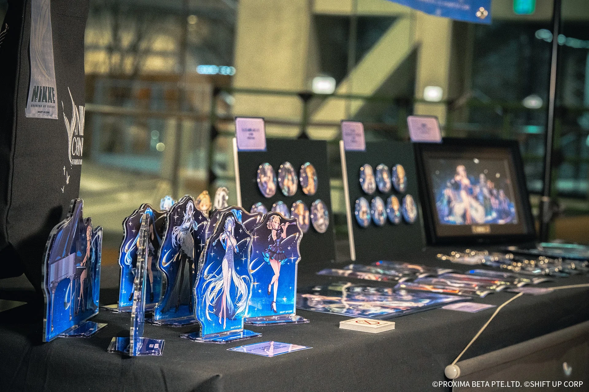 NIKKEオーケストラコンサート限定のアクリルスタンドや缶バッジ