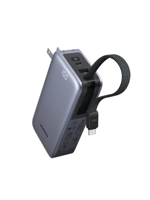 UGREENコンセント付きモバイルバッテリーのプラグと内蔵USB-Cケーブル