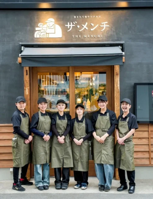 挽きたて和牛レアカツ ザ・メンチ 大宮店のスタッフ集合写真