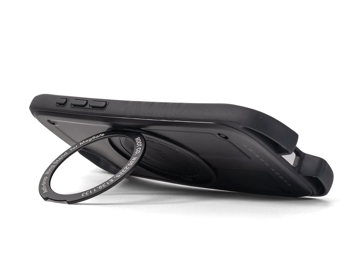 ケースを縦置きにしたリングスタンドの使用状態