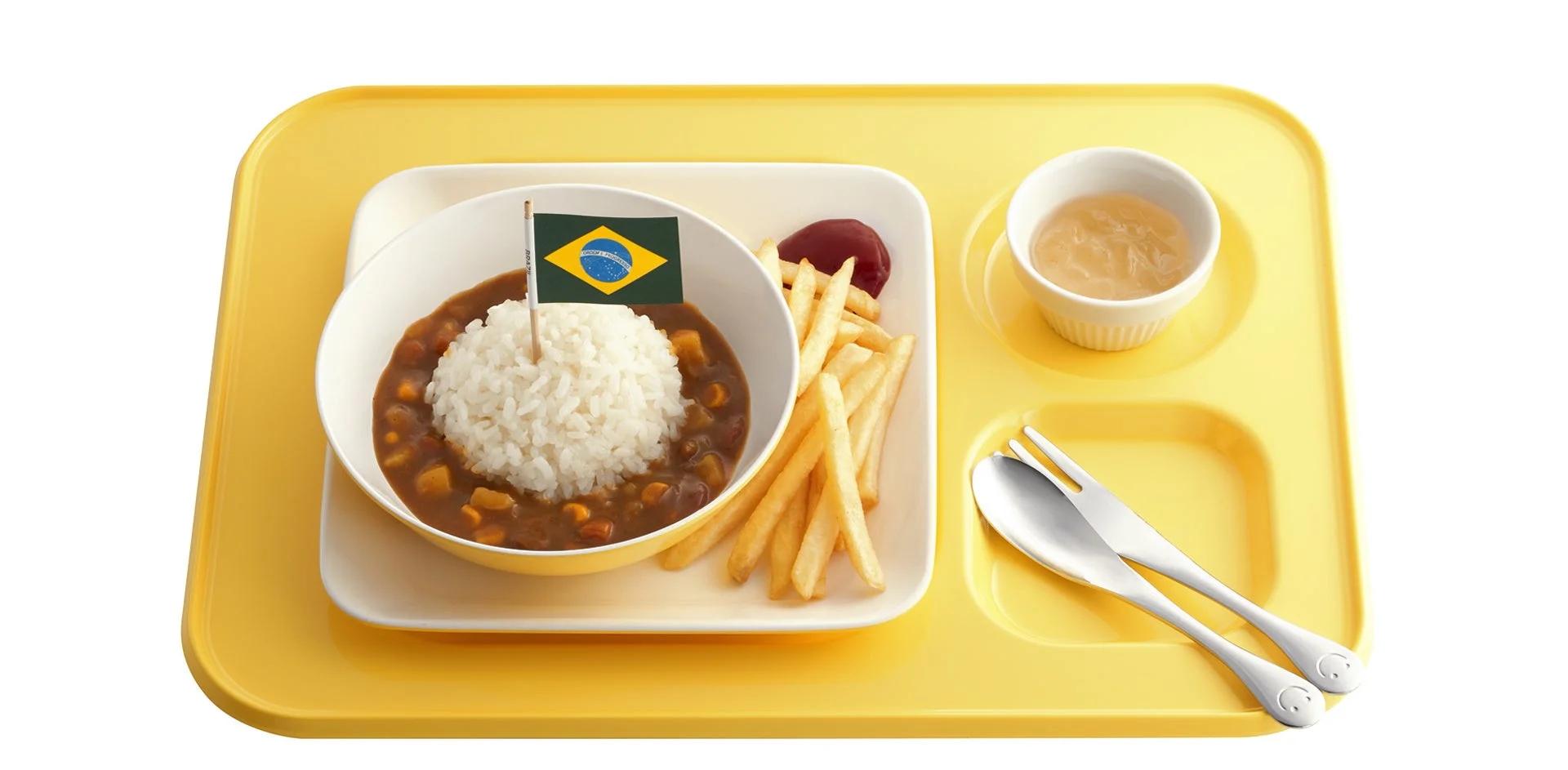 ブラジル国旗が添えられたジョイフルのキッズカレープレート