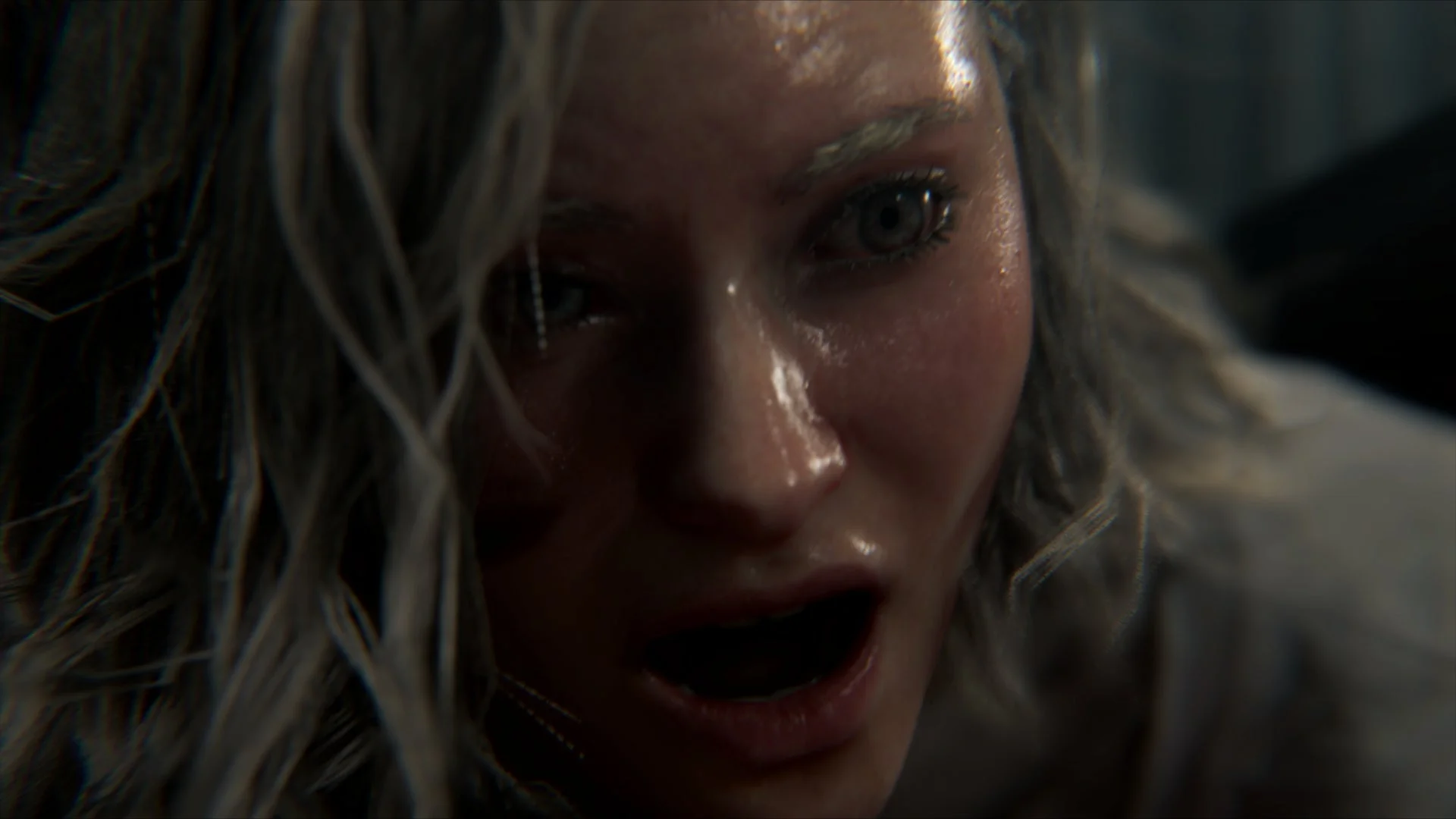 恐怖に顔を歪めるグレース・アッシュクロフト