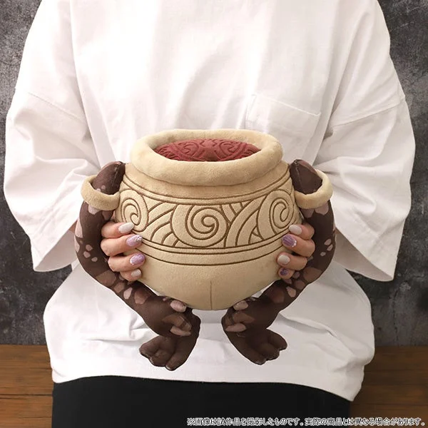 エルデンリングのアレキサンダーぬいぐるみを抱える別アングル