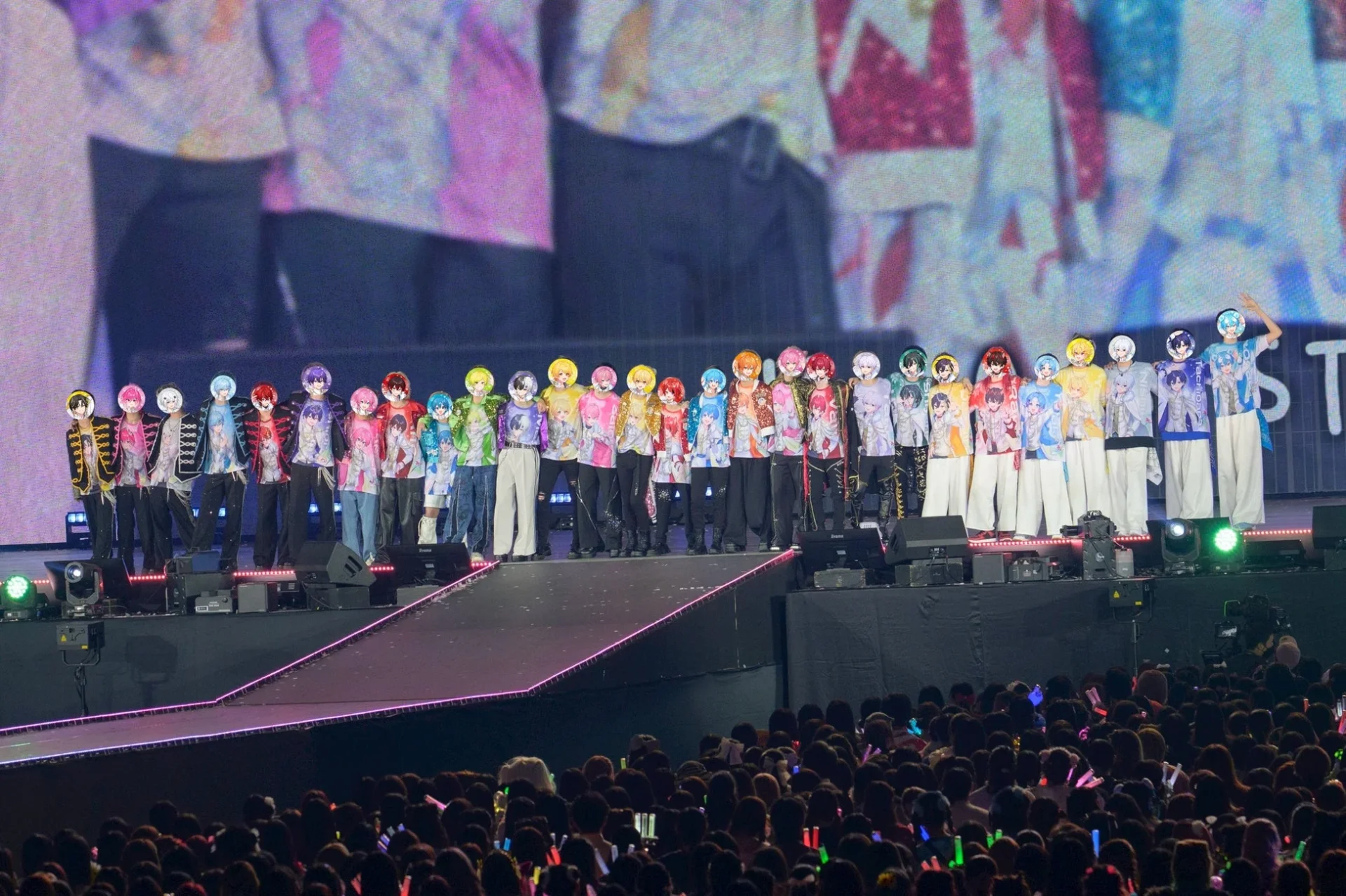 STPR Family全グループがステージに集結し、リスナーを盛り上げる