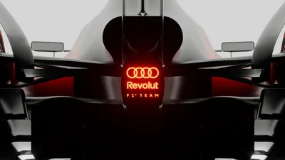 Audi Revolut F1® TeamのF1カー後部、ロゴ