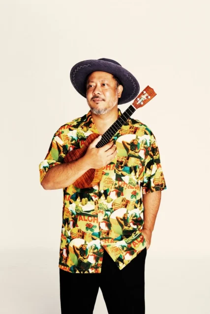 沖縄県出身ミュージシャン キヨサク from MONGOL800 / UKULELE GYPSY