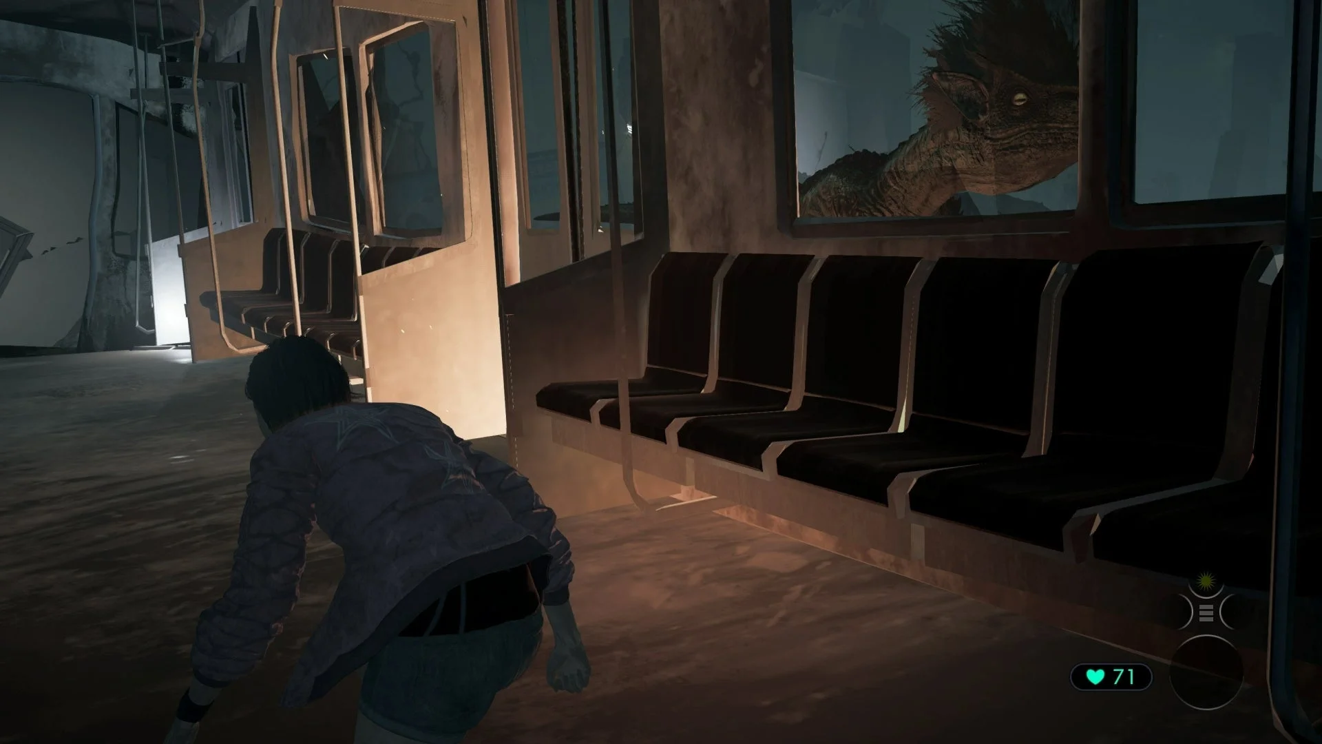 地下鉄内でZinoに隠れる主人公アンのゲーム画面