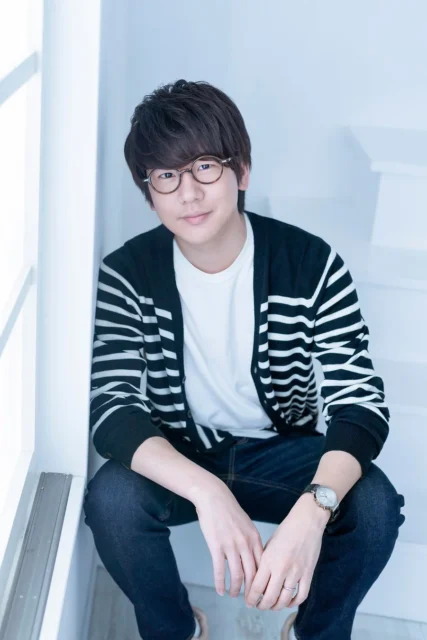 声優の花江夏樹さんのポートレート