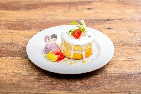 GiGOコラボカフェ「黒子のバスケ」第2弾メニュー「花宮 チョコバナナの厚窯パンケーキ」。