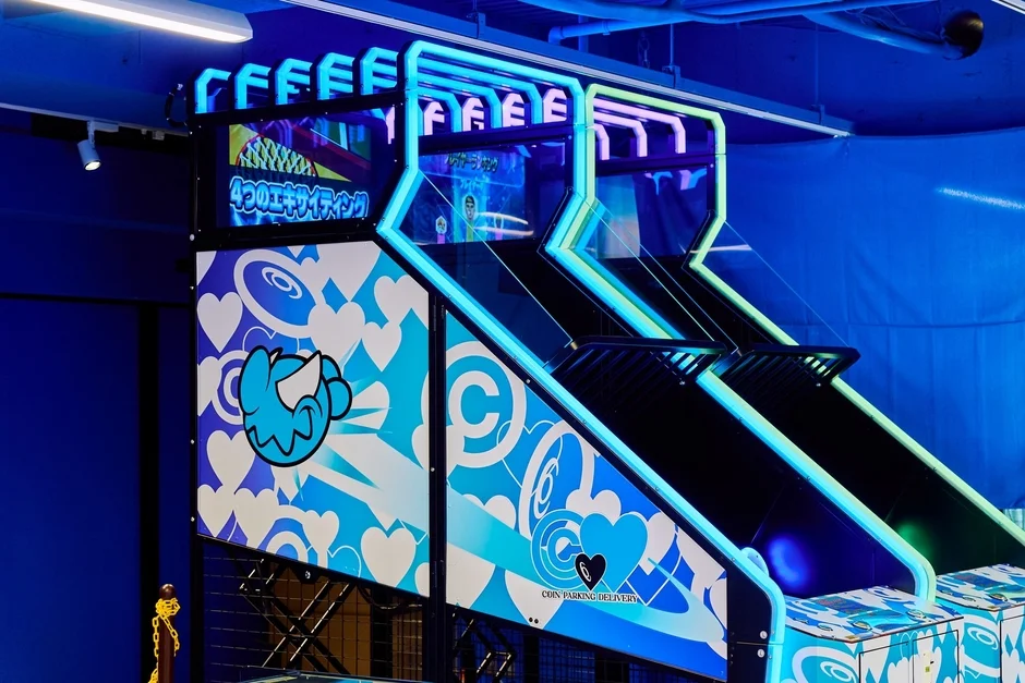 COIN PARKING DELIVERYデザインのゲーム機アップ、アートとゲームの融合