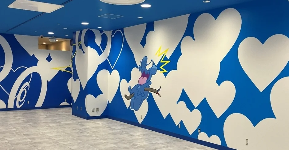 COIN PARKING DELIVERY TSUDANUMA Projectのコンセプトアート、ハートが描かれた壁画