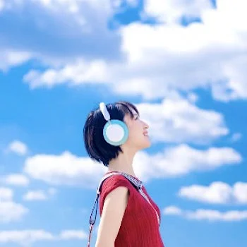 CALEN(カレン)氏のポートレート。