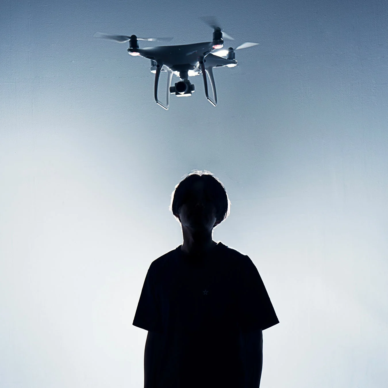 SKYFISH氏のポートレート。