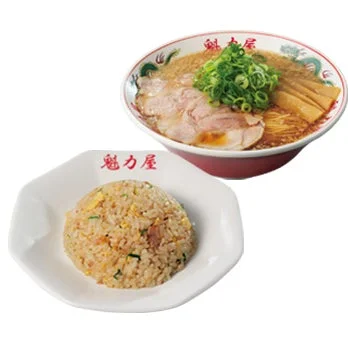 ラーメン魁力屋 焼きめし定食（ラーメンと焼きめしのセット）