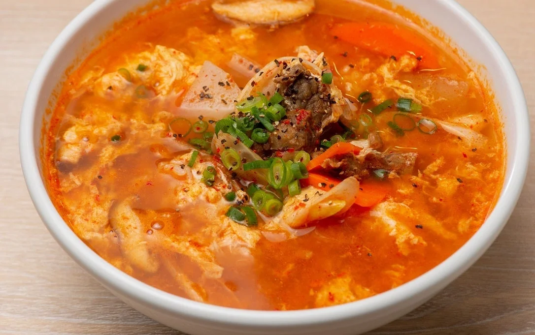 肉と野菜の旨味が詰まった旨辛カルビスープ