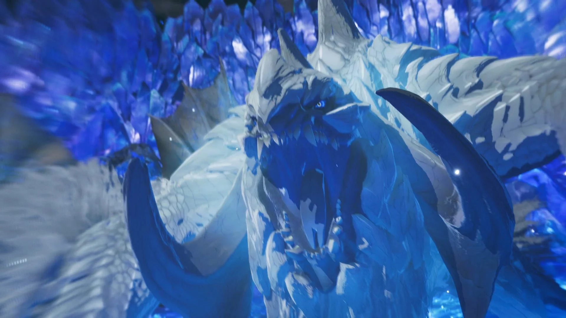 鎖刃竜アルシュベルドの迫力ある顔のクローズアップ