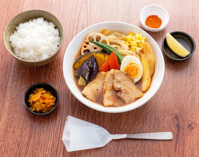 グリルポークのスープカレー定食