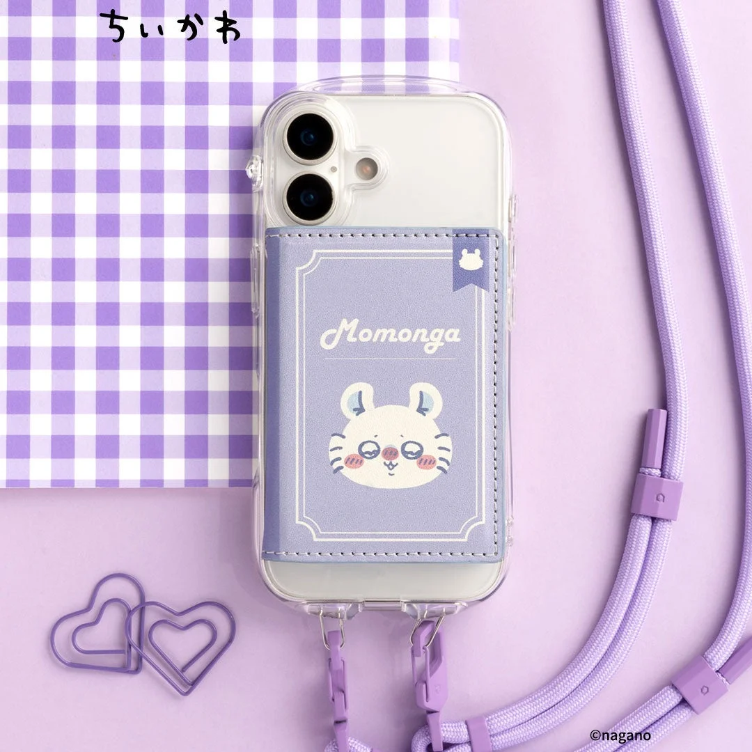 モモンガデザインのMagSafe対応カードウォレットを装着したiPhone