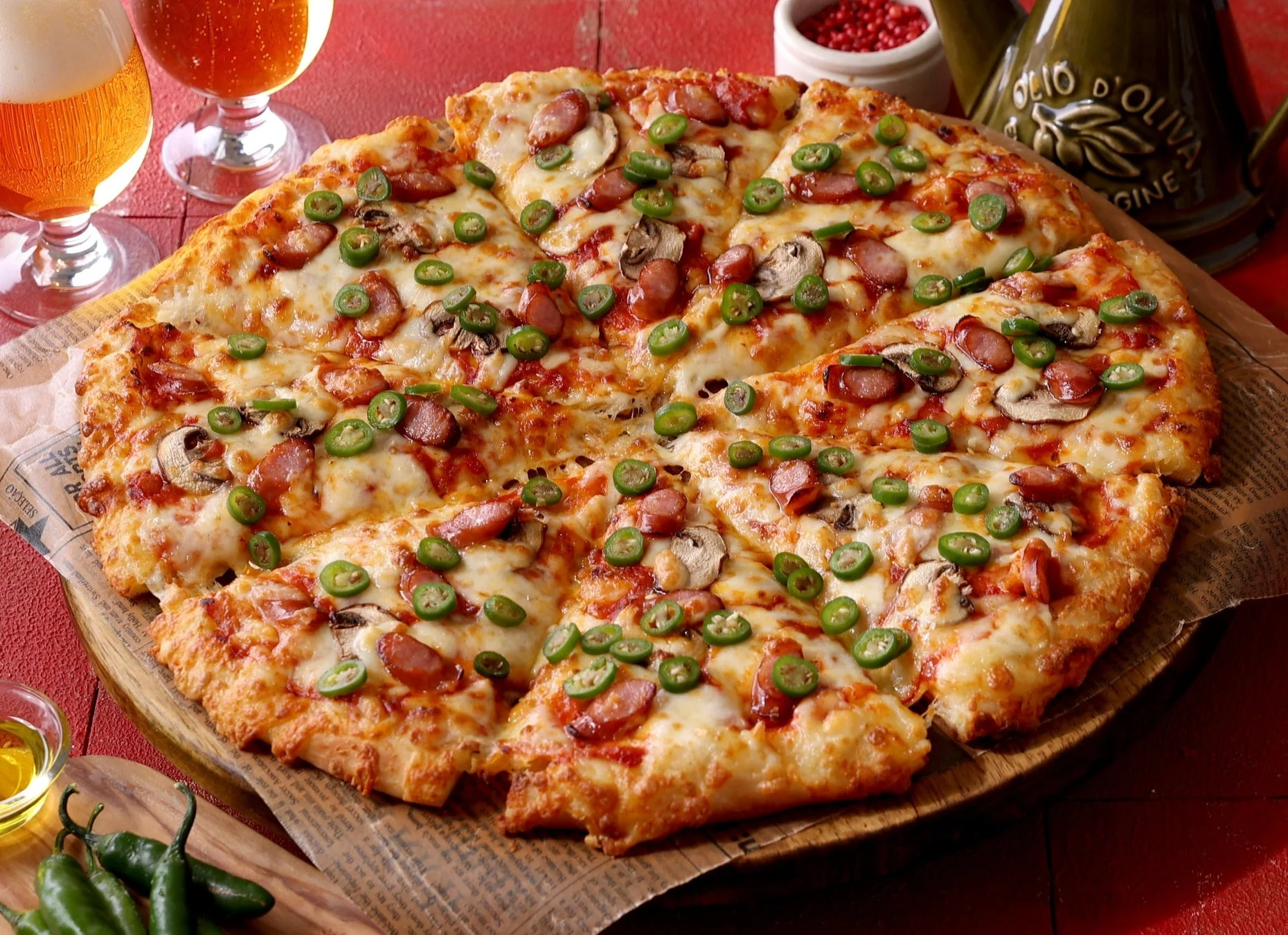 「セラーノペッパー&ソーセージ」の激辛(唐辛子3倍)ピザ