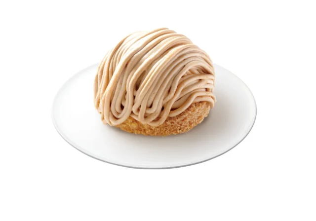 甘さ控えめホイップと濃厚キャラメルクリームがマッチするキャラメルモンブラン