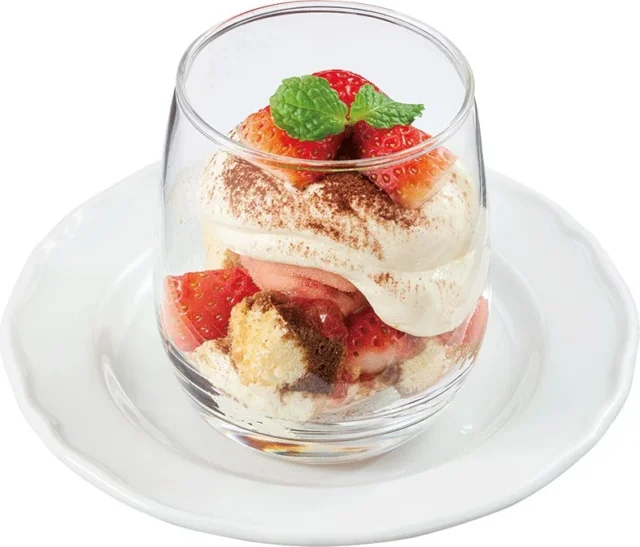 ジョリーパスタ 継続販売中の苺のティラミスドルチェ