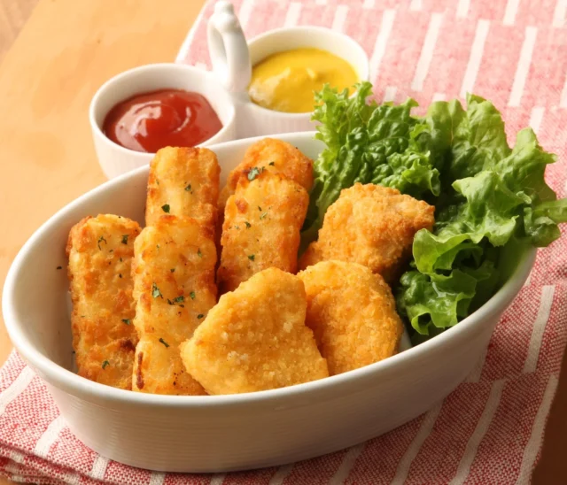 ピザーラ『春のプレミアムクォーター』注文でもらえる「ナゲットミックス」