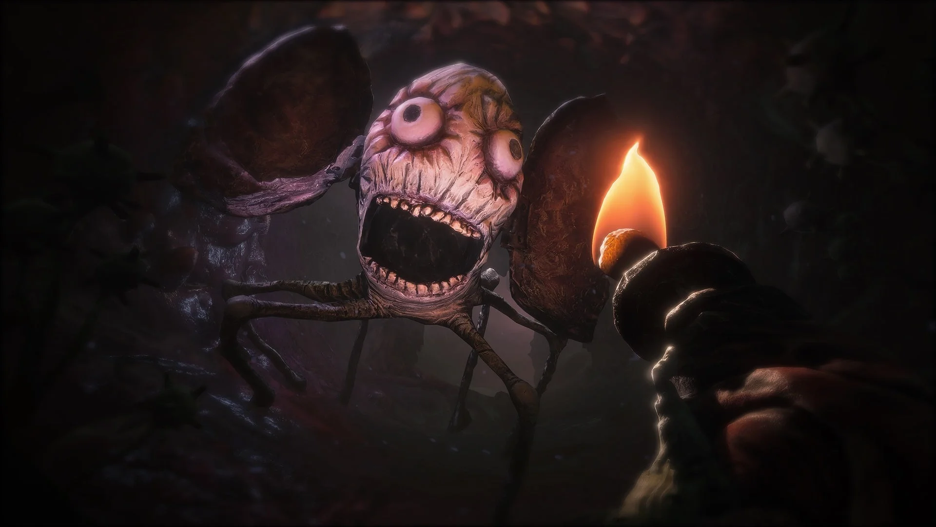 『The Midnight Walk』に登場する不気味な敵キャラクター。プレイヤーの松明の光が照らす。