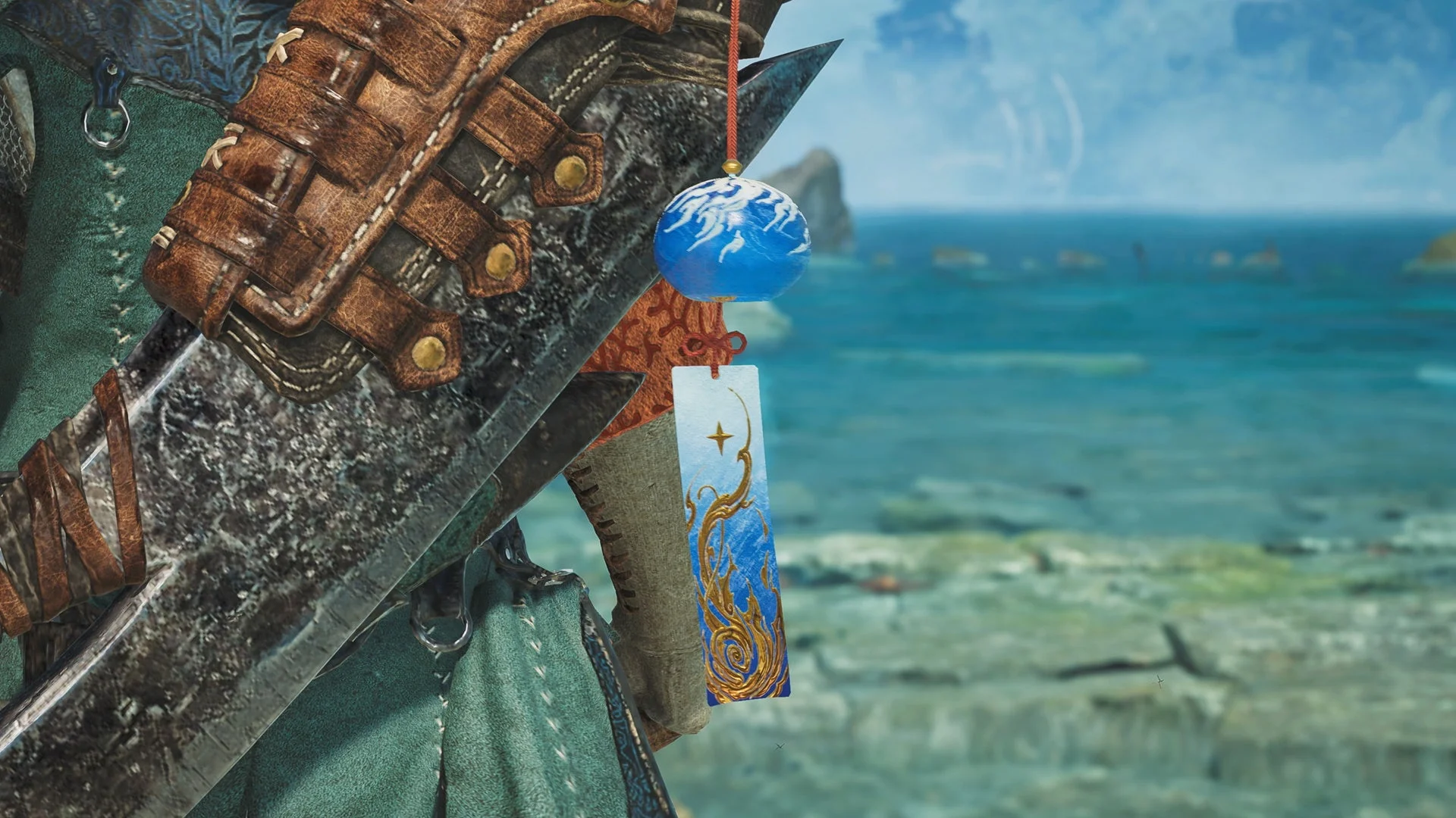 チャーム「蒼世ノ風鈴」のクローズアップ。