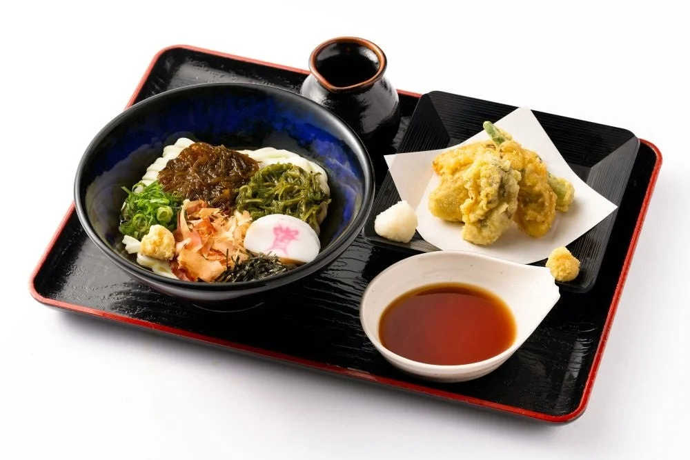 磯香るしあわせセット（ミニうどん、ミニ牡蠣天丼、ぼた餅）