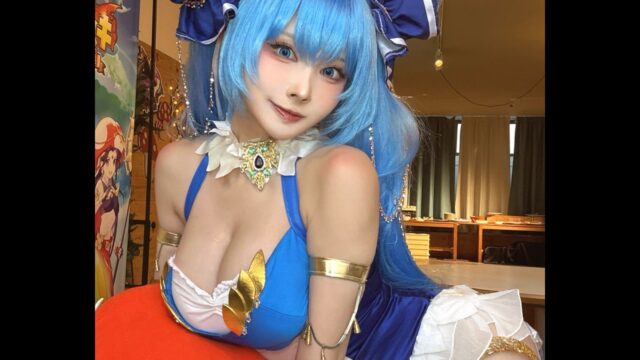 華麗なる青のランプの女神！　シスル、『キノコ伝説』2周年パーティーで魅惑の衣装を披露