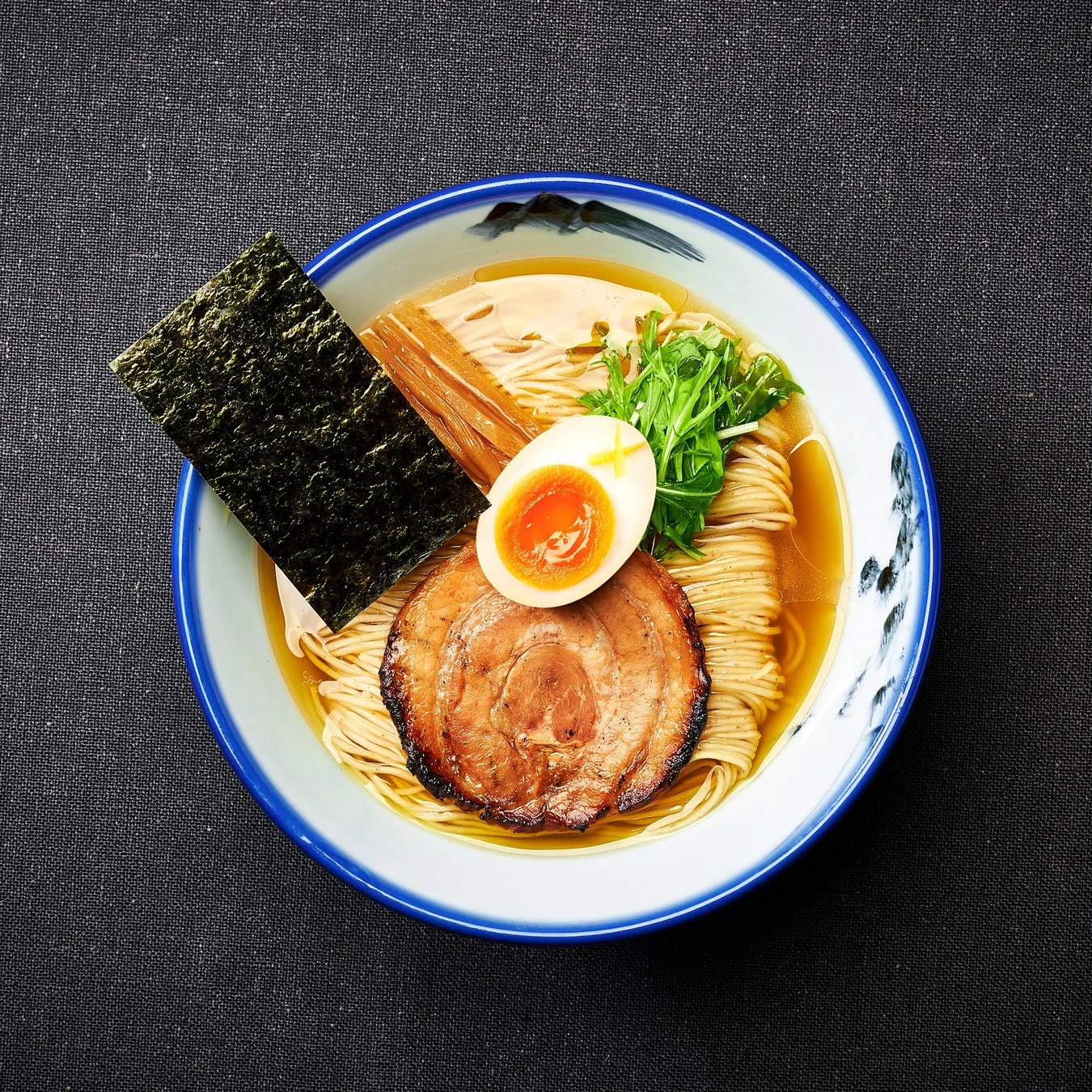 AFURIの代表メニュー「柚子塩らーめん」。