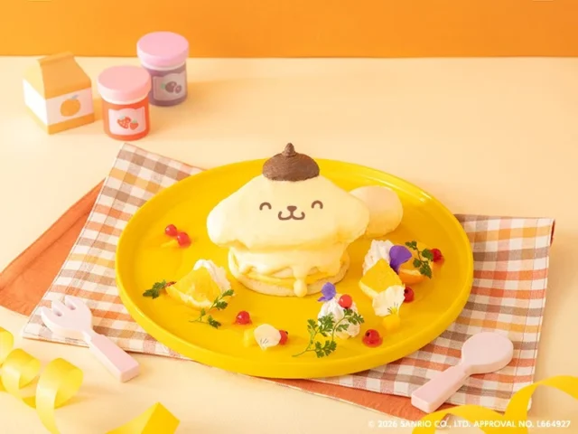 ポムポムプリンの顔がデザインされた「にこにこフルーツパンケーキ」