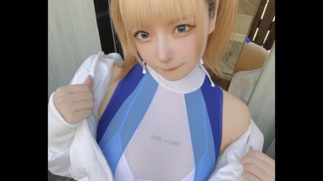 透け感がたまらない！　gyava、青×白のセクシーコスプレで朝の自撮りを公開