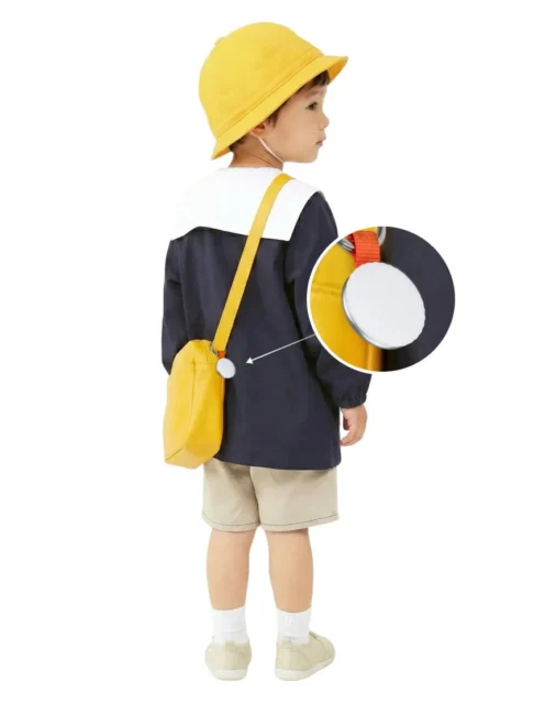 お子様の通園バッグに取り付けられたTag.Oスマートタグ