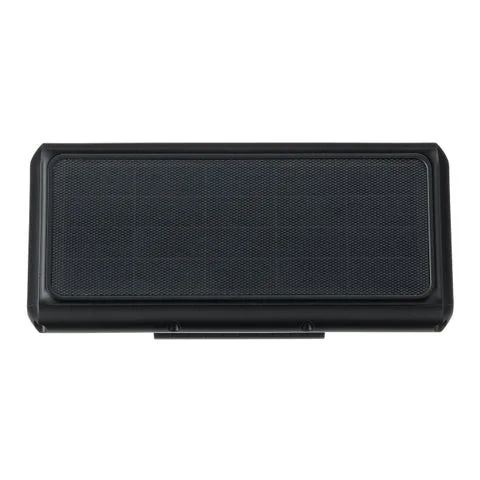 ソーラー屋外カメラ『400-SSA013』の上面（ソーラーパネル部）の製品写真