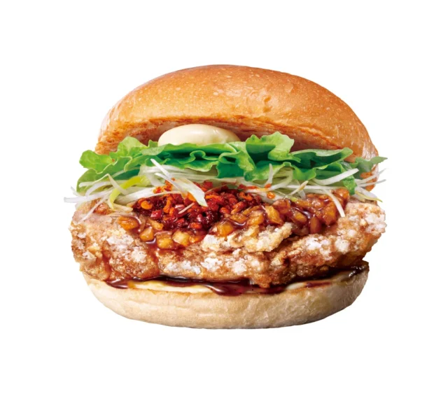 ゼッテリアの油淋鶏バーガー、白髪ねぎと食べるラー油が特徴