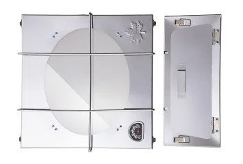 折りたたんでコンパクトに収納されたLOGOS BBQ DE オーブン