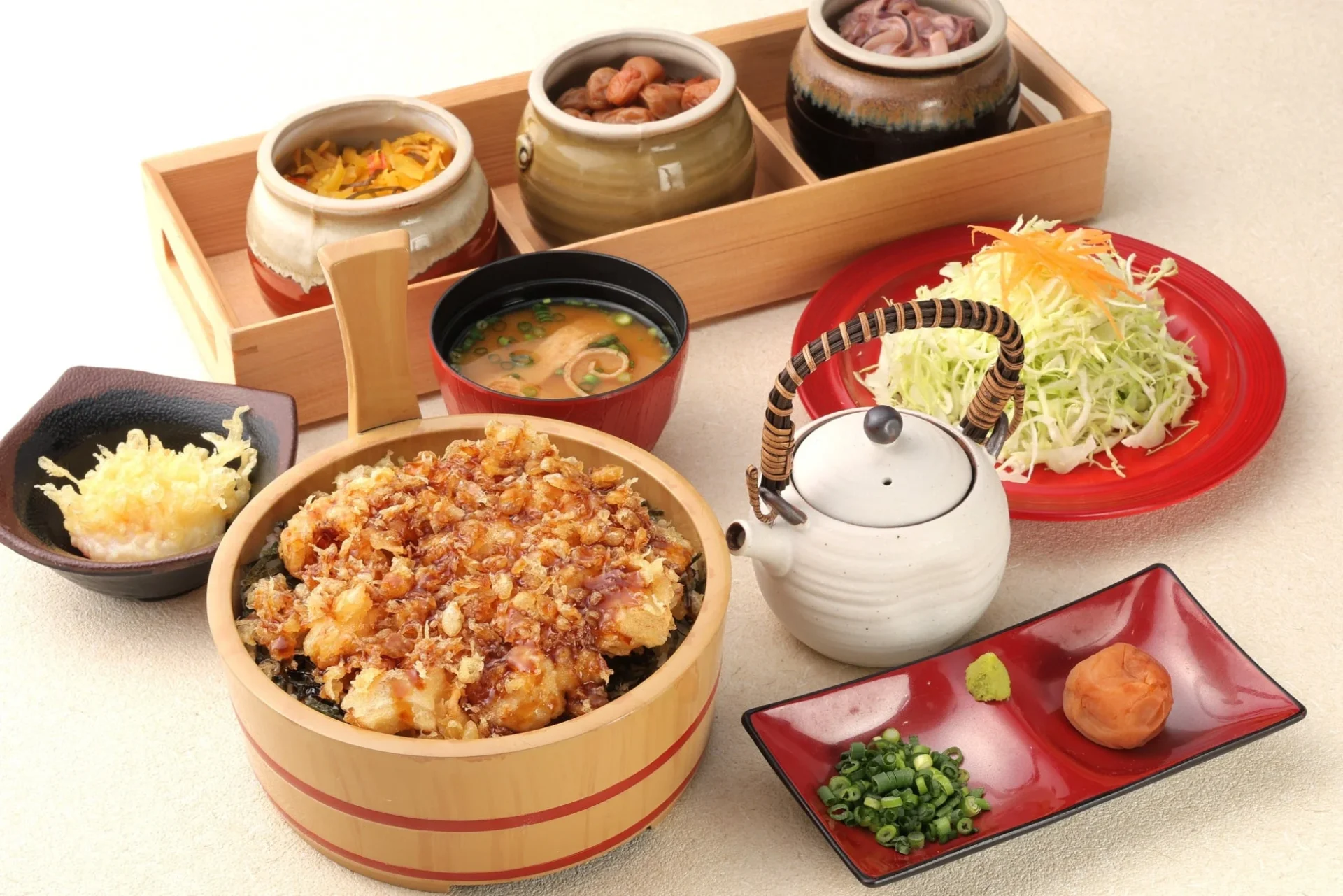 三段階で楽しめる海老天ひつまぶし御膳