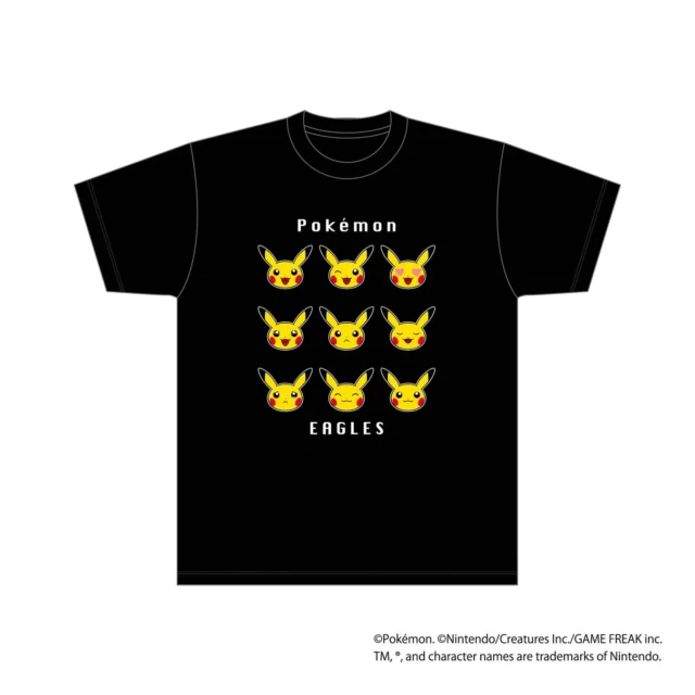 楽天イーグルスとピカチュウの顔が並んだデザインのTシャツ（黒）。