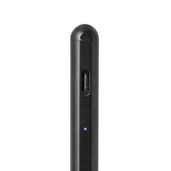 電源オンを示すLEDランプ