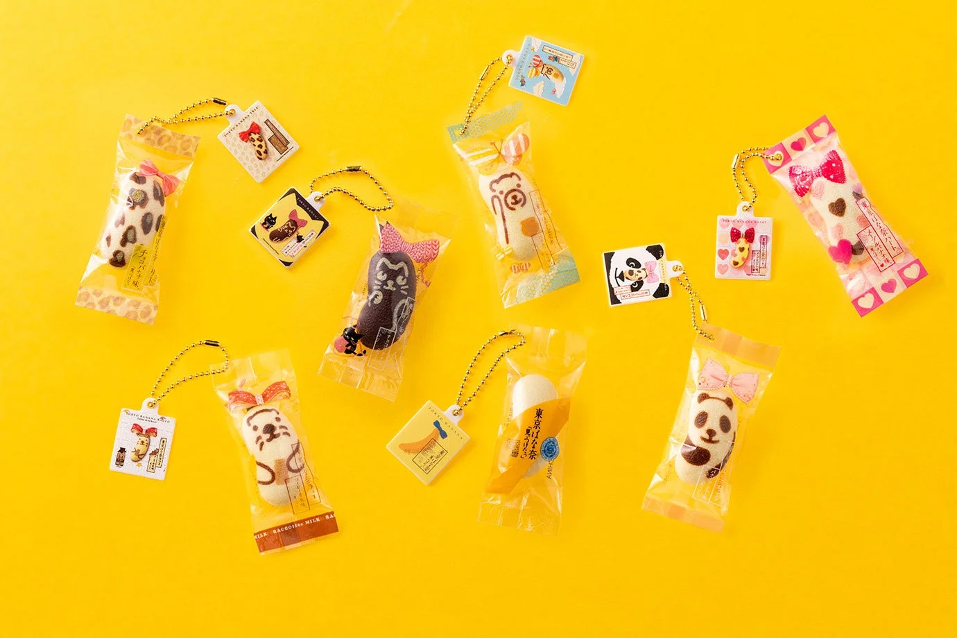 東京ばな奈スクイーズマスコット全7種が並べられた集合写真