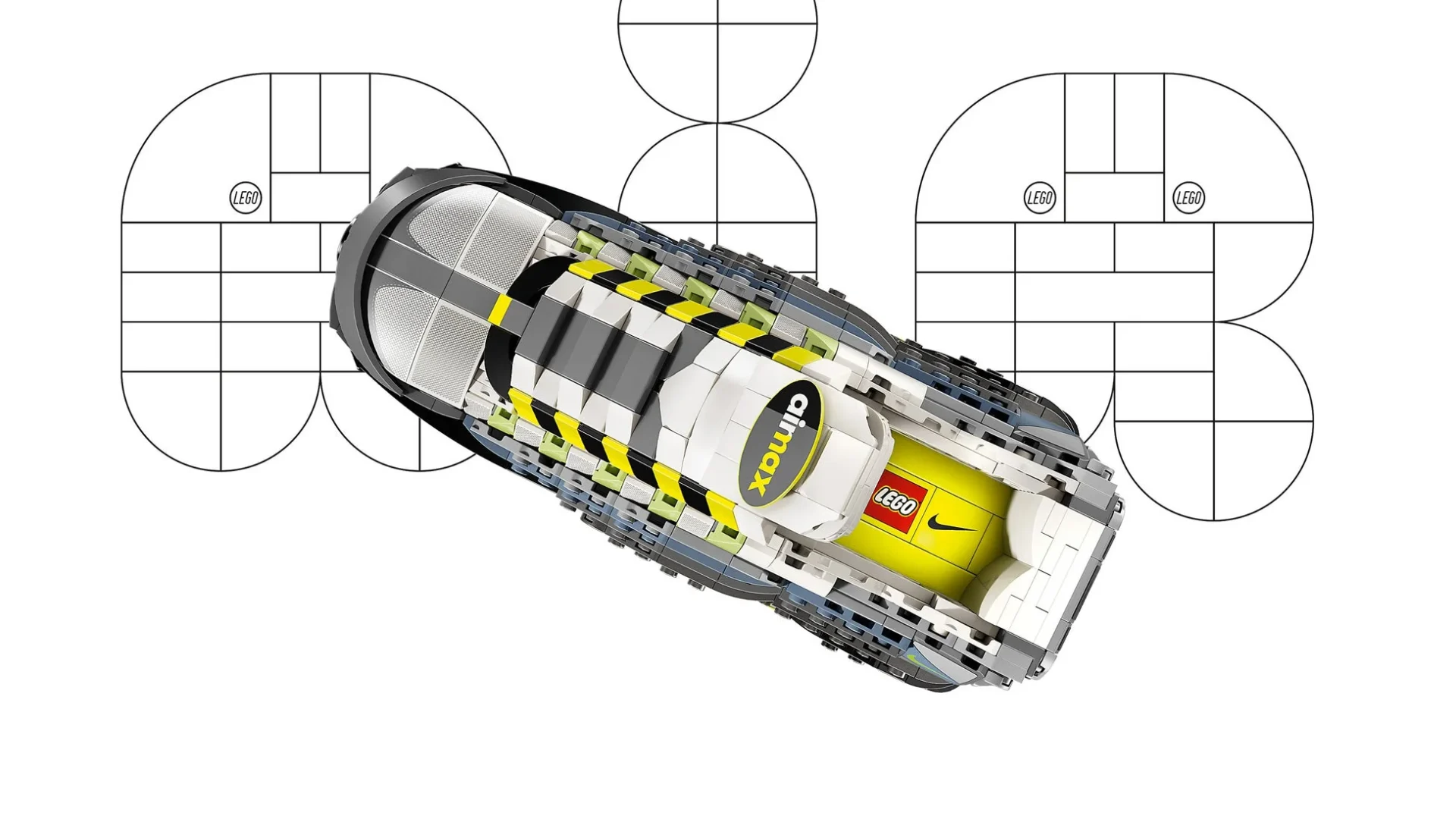 レゴブロックで再現された「Nike Air Max 95」スニーカーを上から見た図