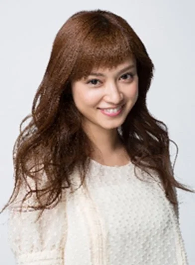 女優・タレントの平愛梨さんプロフィール写真